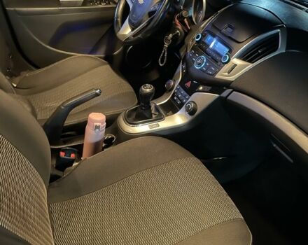 Черный Шевроле Круз, объемом двигателя 1.6 л и пробегом 168 тыс. км за 6800 $, фото 5 на Automoto.ua