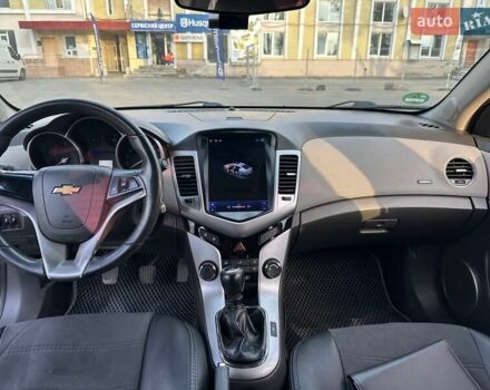 Чорний Шевроле Круз, об'ємом двигуна 1.6 л та пробігом 203 тис. км за 7200 $, фото 8 на Automoto.ua