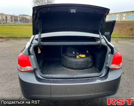 Черный Шевроле Круз, объемом двигателя 1.8 л и пробегом 0 тыс. км за 6700 $, фото 1 на Automoto.ua