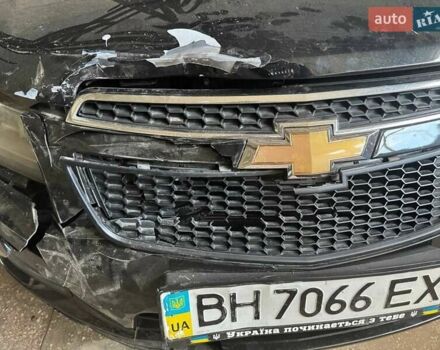 Черный Шевроле Круз, объемом двигателя 1.6 л и пробегом 360 тыс. км за 4200 $, фото 10 на Automoto.ua