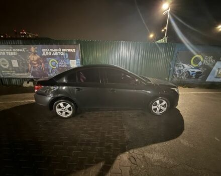 Черный Шевроле Круз, объемом двигателя 1.6 л и пробегом 135 тыс. км за 4500 $, фото 3 на Automoto.ua