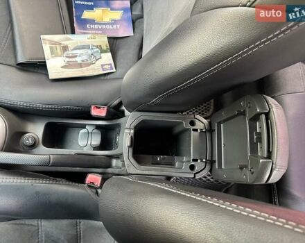 Чорний Шевроле Круз, об'ємом двигуна 1.6 л та пробігом 203 тис. км за 7200 $, фото 9 на Automoto.ua