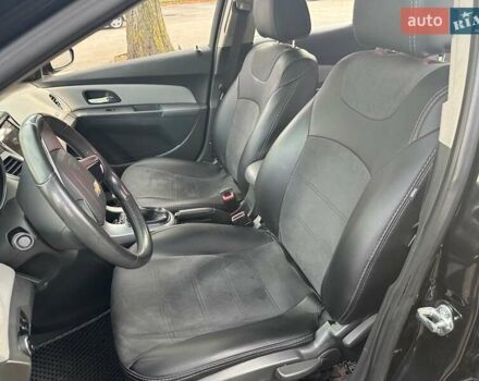 Чорний Шевроле Круз, об'ємом двигуна 1.6 л та пробігом 203 тис. км за 7200 $, фото 4 на Automoto.ua