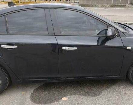 Черный Шевроле Круз, объемом двигателя 1.8 л и пробегом 220 тыс. км за 6600 $, фото 3 на Automoto.ua