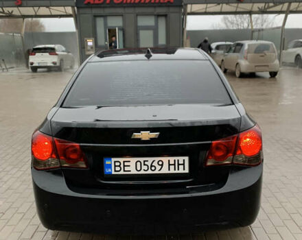 Черный Шевроле Круз, объемом двигателя 2 л и пробегом 201 тыс. км за 7599 $, фото 7 на Automoto.ua