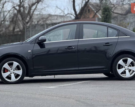 Черный Шевроле Круз, объемом двигателя 1.8 л и пробегом 232 тыс. км за 6999 $, фото 11 на Automoto.ua