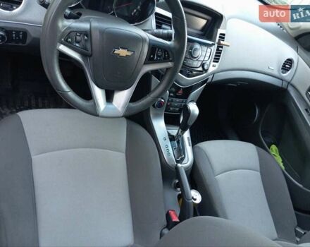 Черный Шевроле Круз, объемом двигателя 1.8 л и пробегом 112 тыс. км за 7450 $, фото 9 на Automoto.ua