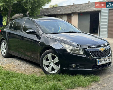 Черный Шевроле Круз, объемом двигателя 1.8 л и пробегом 144 тыс. км за 5999 $, фото 5 на Automoto.ua