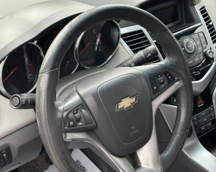 Черный Шевроле Круз, объемом двигателя 1.8 л и пробегом 188 тыс. км за 6900 $, фото 9 на Automoto.ua