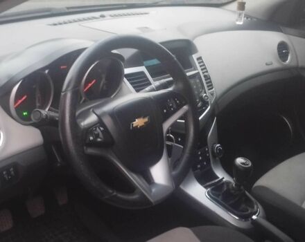 Черный Шевроле Круз, объемом двигателя 1.6 л и пробегом 258 тыс. км за 7200 $, фото 1 на Automoto.ua