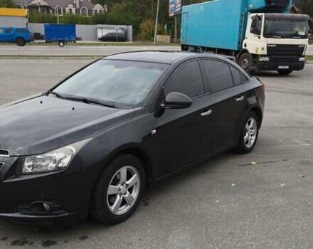 Черный Шевроле Круз, объемом двигателя 1.8 л и пробегом 220 тыс. км за 6600 $, фото 8 на Automoto.ua