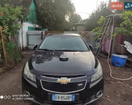 Черный Шевроле Круз, объемом двигателя 1.8 л и пробегом 200 тыс. км за 3500 $, фото 4 на Automoto.ua