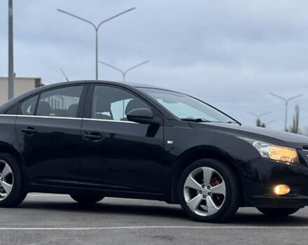 Черный Шевроле Круз, объемом двигателя 1.8 л и пробегом 232 тыс. км за 6999 $, фото 32 на Automoto.ua