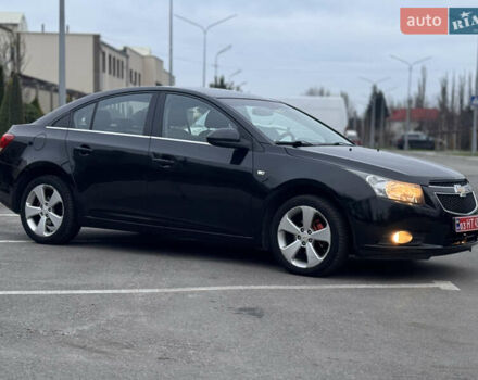 Черный Шевроле Круз, объемом двигателя 1.8 л и пробегом 232 тыс. км за 6999 $, фото 31 на Automoto.ua