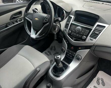 Чорний Шевроле Круз, об'ємом двигуна 1.6 л та пробігом 223 тис. км за 6750 $, фото 18 на Automoto.ua