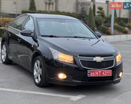Черный Шевроле Круз, объемом двигателя 1.8 л и пробегом 232 тыс. км за 6999 $, фото 23 на Automoto.ua