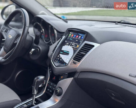 Черный Шевроле Круз, объемом двигателя 1.8 л и пробегом 232 тыс. км за 6999 $, фото 51 на Automoto.ua