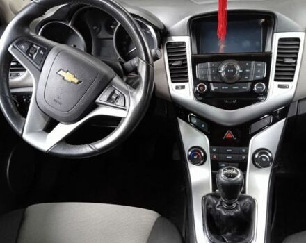 Черный Шевроле Круз, объемом двигателя 1.8 л и пробегом 46 тыс. км за 8900 $, фото 6 на Automoto.ua