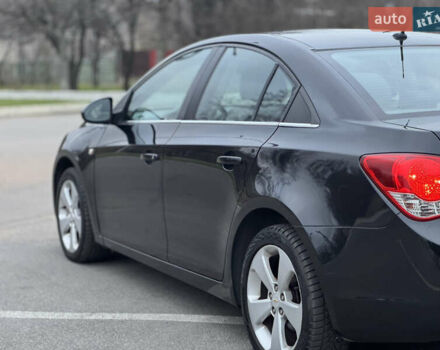 Черный Шевроле Круз, объемом двигателя 1.8 л и пробегом 232 тыс. км за 6999 $, фото 18 на Automoto.ua