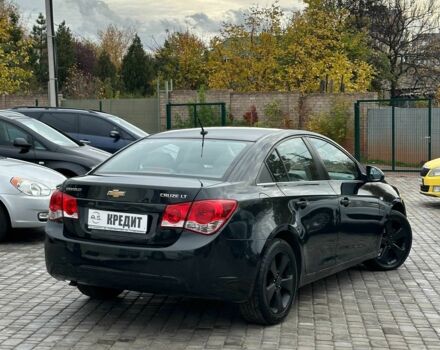 Черный Шевроле Круз, объемом двигателя 1.8 л и пробегом 188 тыс. км за 6900 $, фото 2 на Automoto.ua