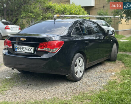 Черный Шевроле Круз, объемом двигателя 1.8 л и пробегом 144 тыс. км за 5999 $, фото 4 на Automoto.ua