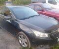 Черный Шевроле Круз, объемом двигателя 2 л и пробегом 300 тыс. км за 4010 $, фото 1 на Automoto.ua