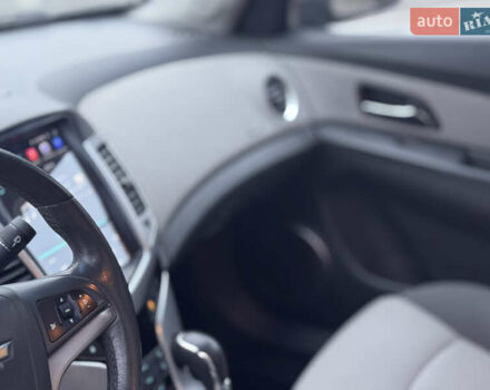 Черный Шевроле Круз, объемом двигателя 1.8 л и пробегом 232 тыс. км за 6999 $, фото 42 на Automoto.ua