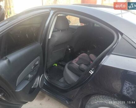 Черный Шевроле Круз, объемом двигателя 1.8 л и пробегом 189 тыс. км за 6700 $, фото 1 на Automoto.ua