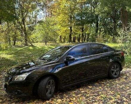 Черный Шевроле Круз, объемом двигателя 1.8 л и пробегом 177 тыс. км за 6400 $, фото 4 на Automoto.ua