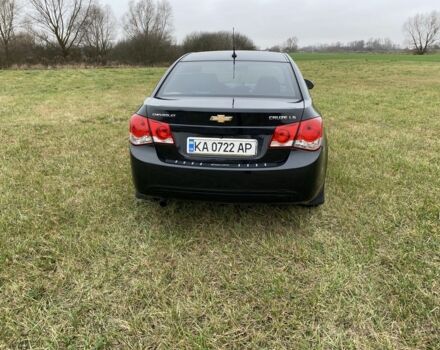 Чорний Шевроле Круз, об'ємом двигуна 1.8 л та пробігом 213 тис. км за 6600 $, фото 3 на Automoto.ua