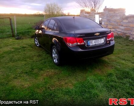 Черный Шевроле Круз, объемом двигателя 2 л и пробегом 160 тыс. км за 6000 $, фото 2 на Automoto.ua