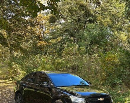 Черный Шевроле Круз, объемом двигателя 1.8 л и пробегом 177 тыс. км за 6400 $, фото 2 на Automoto.ua