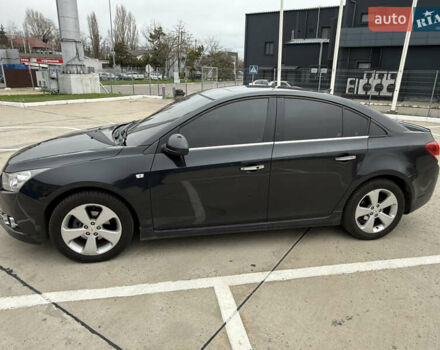 Черный Шевроле Круз, объемом двигателя 1.8 л и пробегом 141 тыс. км за 7700 $, фото 1 на Automoto.ua