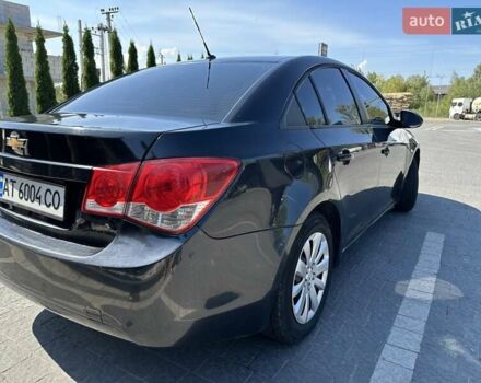 Черный Шевроле Круз, объемом двигателя 1.8 л и пробегом 207 тыс. км за 5700 $, фото 5 на Automoto.ua