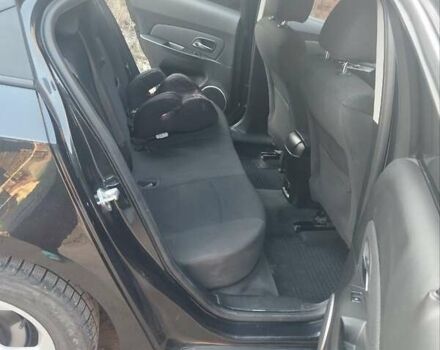 Черный Шевроле Круз, объемом двигателя 1.8 л и пробегом 189 тыс. км за 6700 $, фото 6 на Automoto.ua