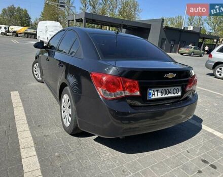Черный Шевроле Круз, объемом двигателя 1.8 л и пробегом 207 тыс. км за 5700 $, фото 7 на Automoto.ua