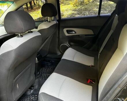 Черный Шевроле Круз, объемом двигателя 1.8 л и пробегом 177 тыс. км за 6400 $, фото 11 на Automoto.ua