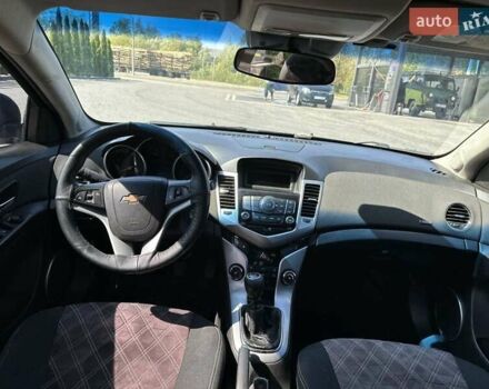 Черный Шевроле Круз, объемом двигателя 1.8 л и пробегом 207 тыс. км за 5700 $, фото 8 на Automoto.ua