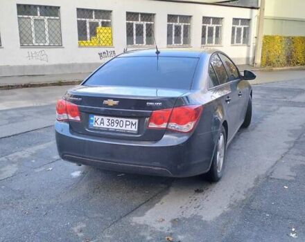 Черный Шевроле Круз, объемом двигателя 1.8 л и пробегом 242 тыс. км за 6400 $, фото 3 на Automoto.ua