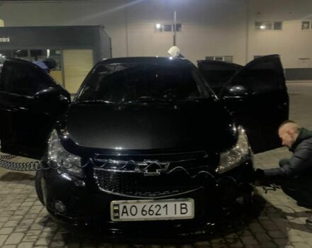 Черный Шевроле Круз, объемом двигателя 1.8 л и пробегом 179 тыс. км за 5900 $, фото 2 на Automoto.ua