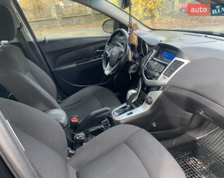 Черный Шевроле Круз, объемом двигателя 1.8 л и пробегом 195 тыс. км за 6200 $, фото 9 на Automoto.ua