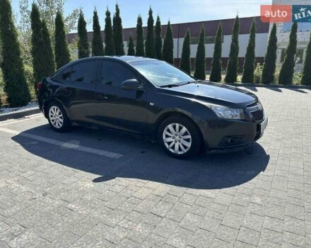 Черный Шевроле Круз, объемом двигателя 1.8 л и пробегом 207 тыс. км за 5700 $, фото 17 на Automoto.ua