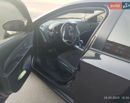 Черный Шевроле Круз, объемом двигателя 1.8 л и пробегом 189 тыс. км за 6700 $, фото 5 на Automoto.ua