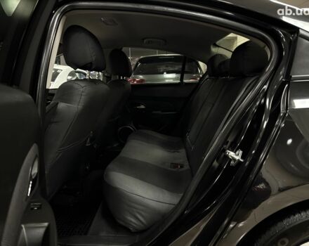 Черный Шевроле Круз, объемом двигателя 0 л и пробегом 147 тыс. км за 7400 $, фото 1 на Automoto.ua