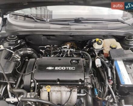 Черный Шевроле Круз, объемом двигателя 1.6 л и пробегом 120 тыс. км за 6950 $, фото 8 на Automoto.ua