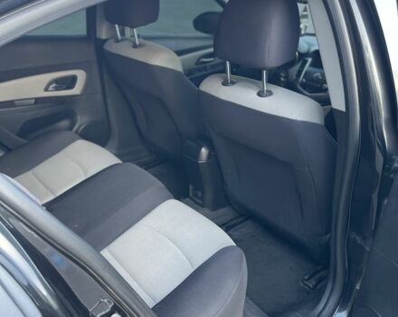 Чорний Шевроле Круз, об'ємом двигуна 1.8 л та пробігом 220 тис. км за 5500 $, фото 8 на Automoto.ua