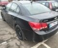Черный Шевроле Круз, объемом двигателя 1.8 л и пробегом 325 тыс. км за 2450 $, фото 3 на Automoto.ua