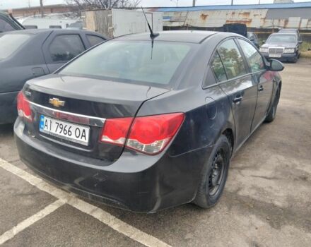 Черный Шевроле Круз, объемом двигателя 1.8 л и пробегом 325 тыс. км за 2450 $, фото 2 на Automoto.ua