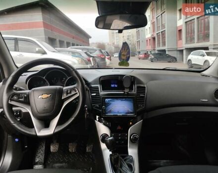 Черный Шевроле Круз, объемом двигателя 1.6 л и пробегом 120 тыс. км за 6950 $, фото 11 на Automoto.ua