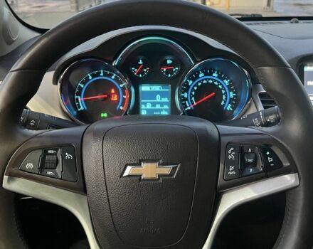 Черный Шевроле Круз, объемом двигателя 1.4 л и пробегом 105 тыс. км за 8000 $, фото 7 на Automoto.ua